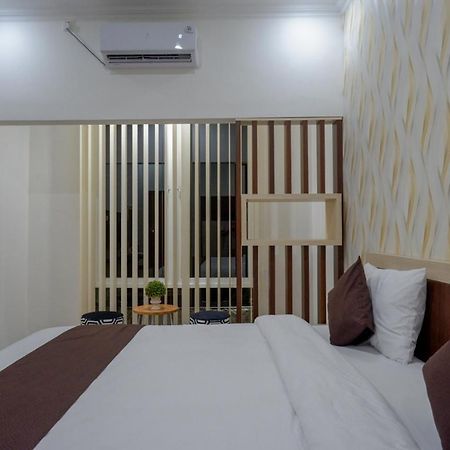 RedDoorz Syariah at Omah Sawah Hotel Balong  Bagian luar foto